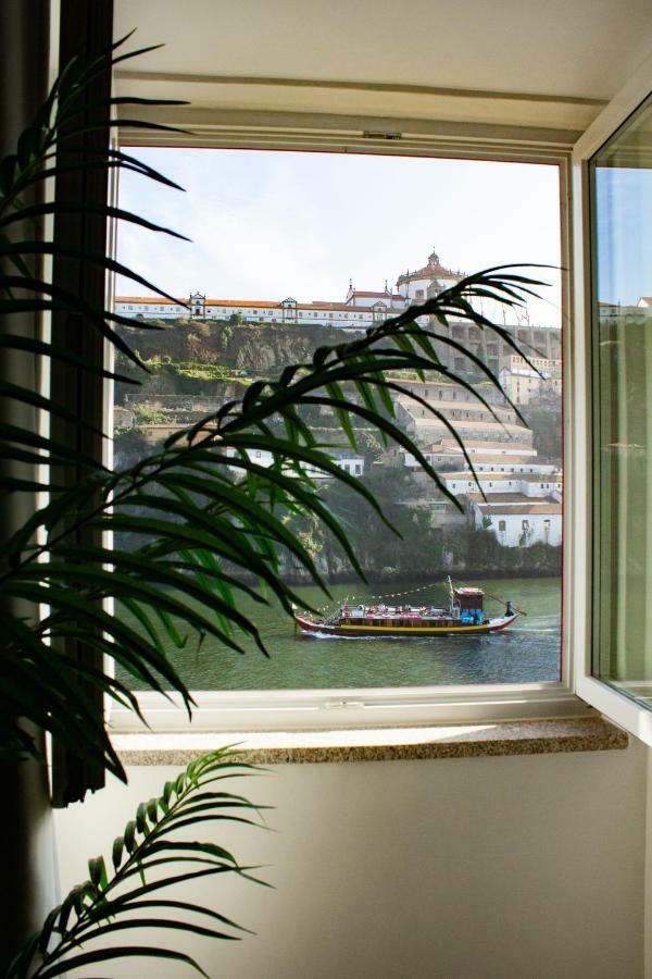 Red House By The River Lejlighed Porto Eksteriør billede